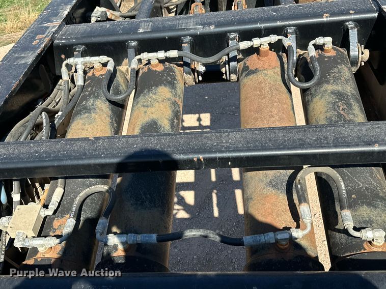 image for item EI0537 2015 XL Specialized XL110 CHDG  lowboy equipment trailer