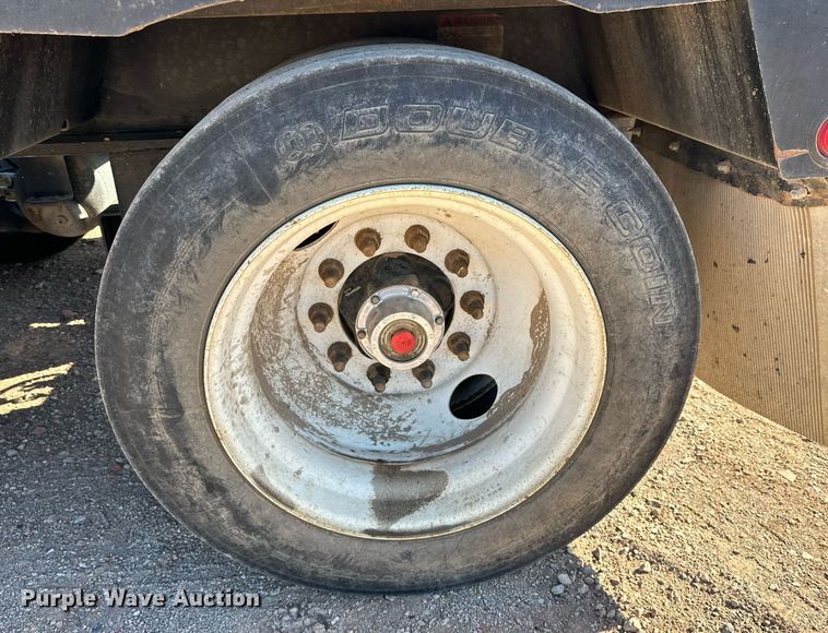 image for item EI0537 2015 XL Specialized XL110 CHDG  lowboy equipment trailer