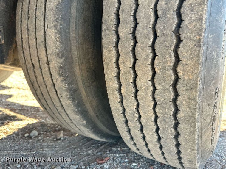 image for item EI0537 2015 XL Specialized XL110 CHDG  lowboy equipment trailer