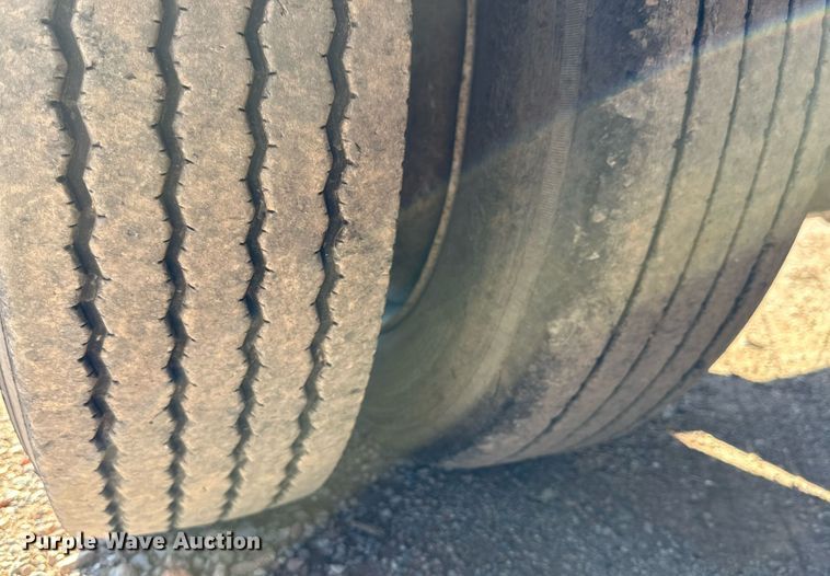 image for item EI0537 2015 XL Specialized XL110 CHDG  lowboy equipment trailer