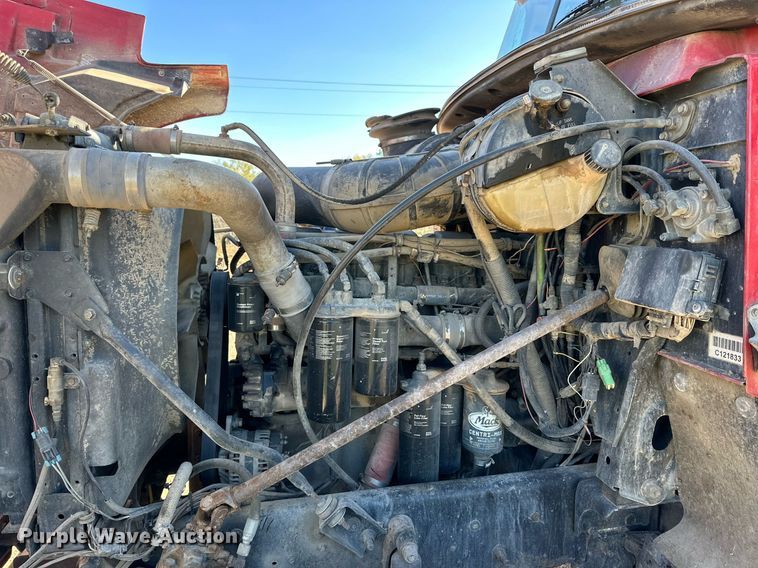 image for item EI0538 1999 Mack CH613  semi truck