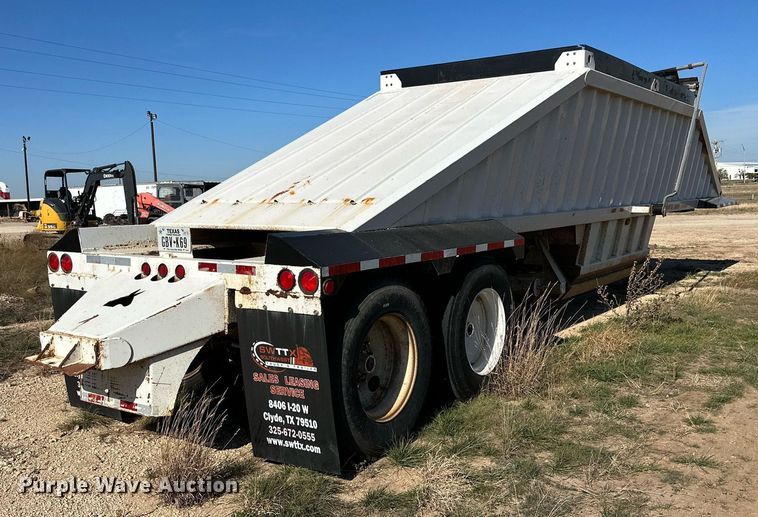 image for item EI0540 2012 Construction Trailers Specialist  bottom dump trailer