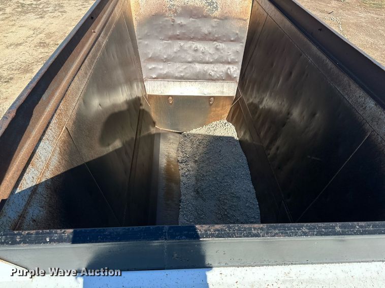 image for item EI0540 2012 Construction Trailers Specialist  bottom dump trailer