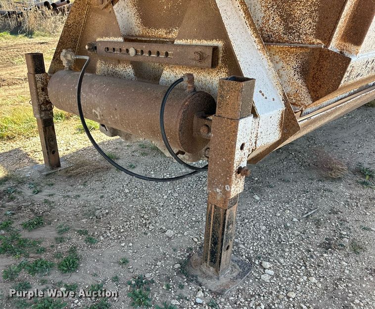 image for item EI0540 2012 Construction Trailers Specialist  bottom dump trailer