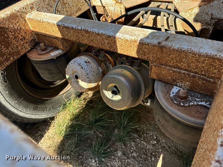 image for item EI0540 2012 Construction Trailers Specialist  bottom dump trailer