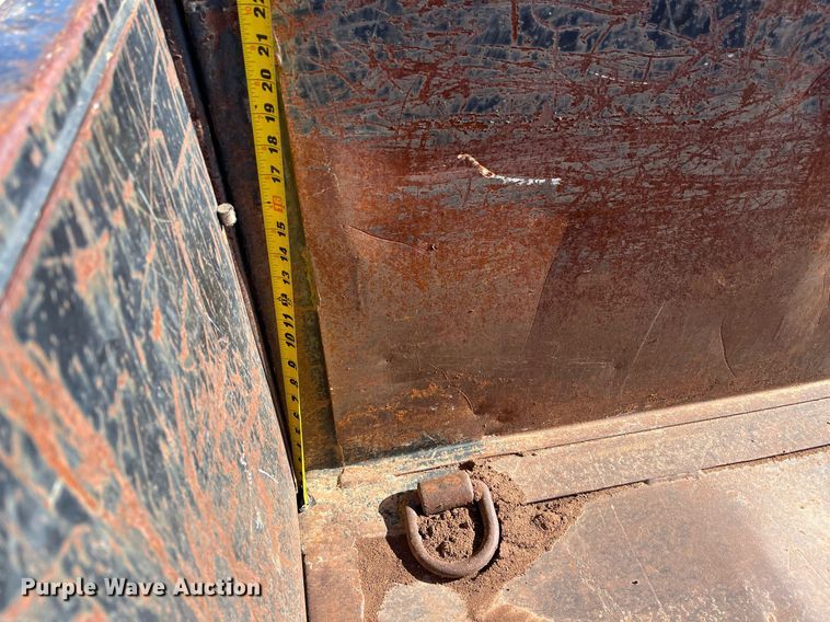 image for item EI0542 2010 Big Tex 10LP  dump trailer