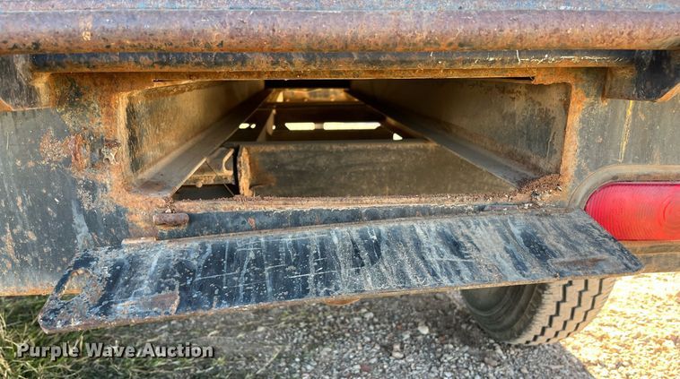 image for item EI0542 2010 Big Tex 10LP  dump trailer