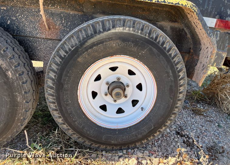 image for item EI0542 2010 Big Tex 10LP  dump trailer