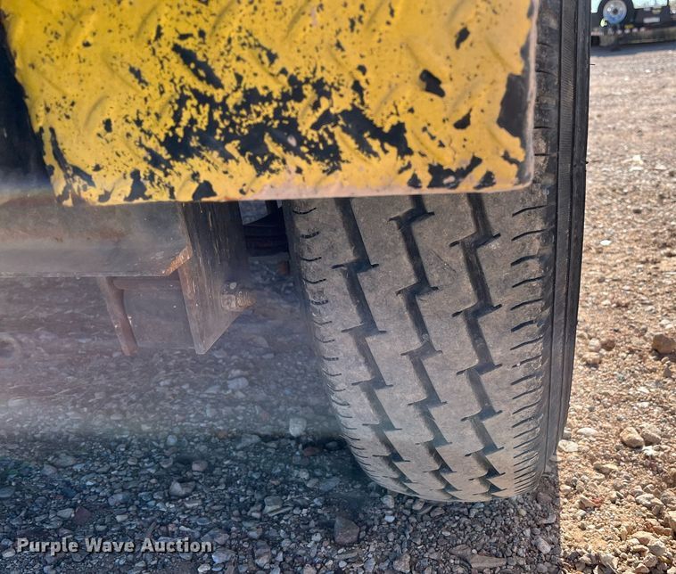 image for item EI0542 2010 Big Tex 10LP  dump trailer