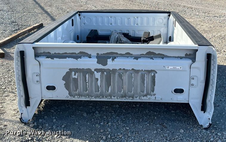 image for item EI0546 Ford F250  pickup truck bed
