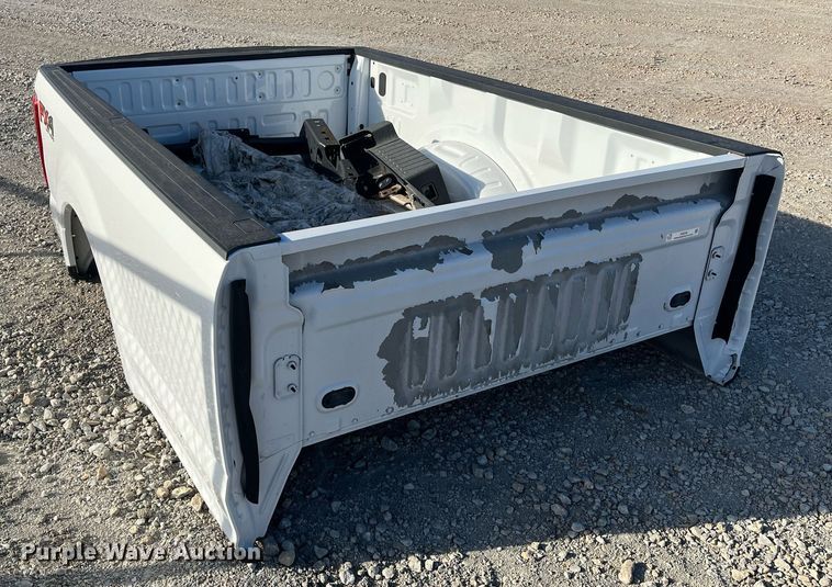 image for item EI0546 Ford F250  pickup truck bed