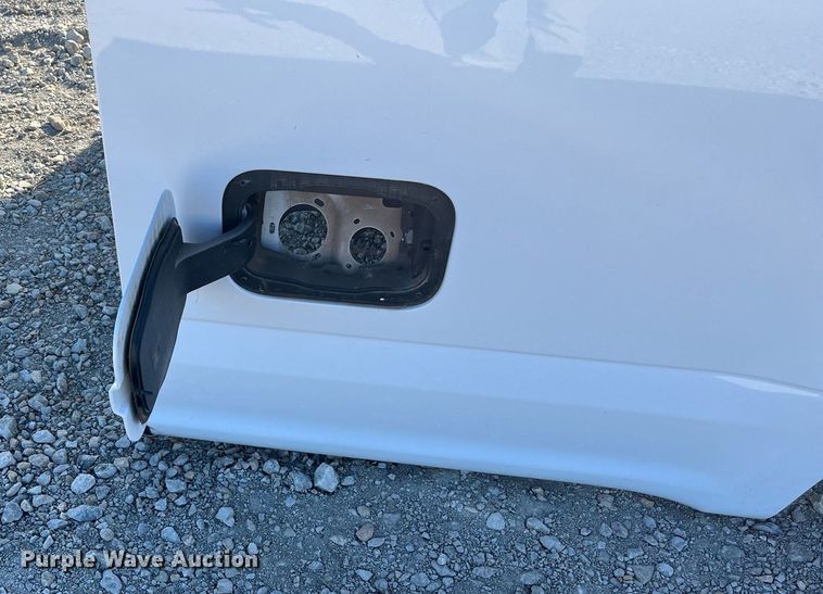 image for item EI0546 Ford F250  pickup truck bed