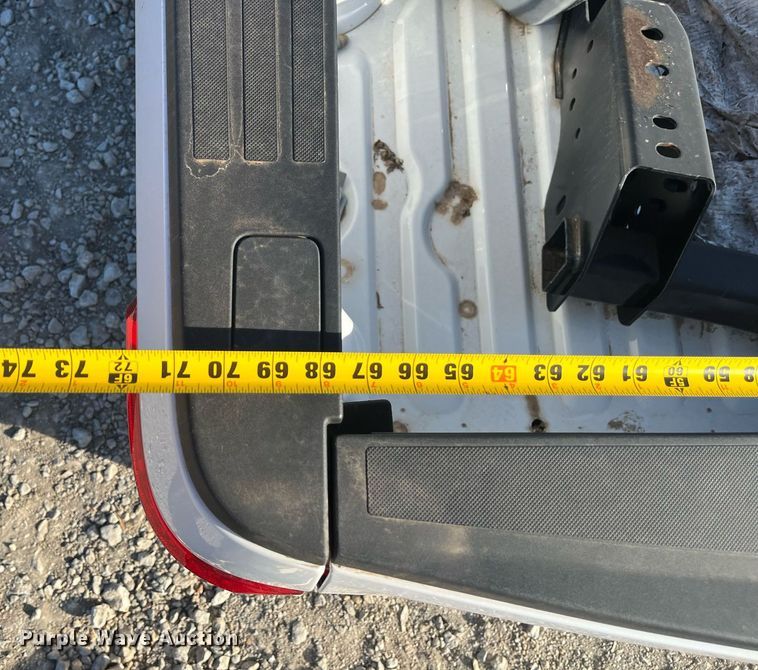 image for item EI0546 Ford F250  pickup truck bed