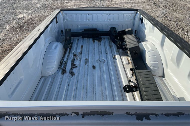 image for item EI0547 Ford F250  pickup truck bed