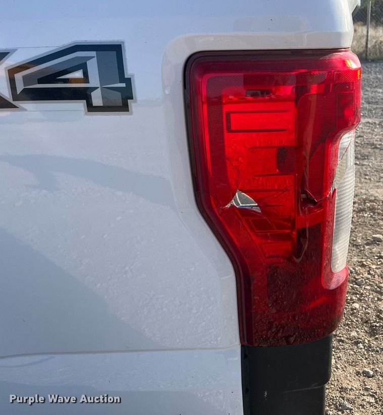 image for item EI0547 Ford F250  pickup truck bed