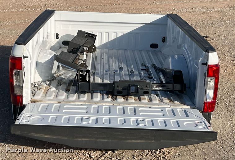 image for item EI0547 Ford F250  pickup truck bed