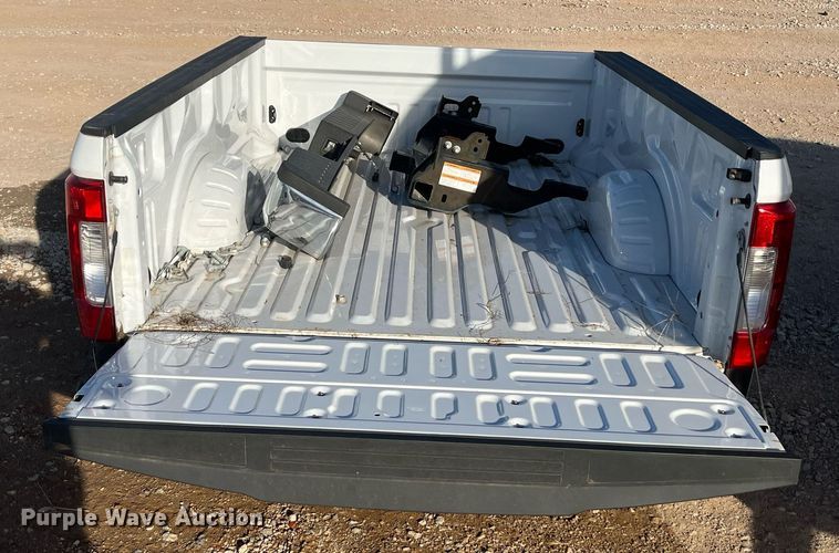 image for item EI0548 Ford F250  pickup truck bed