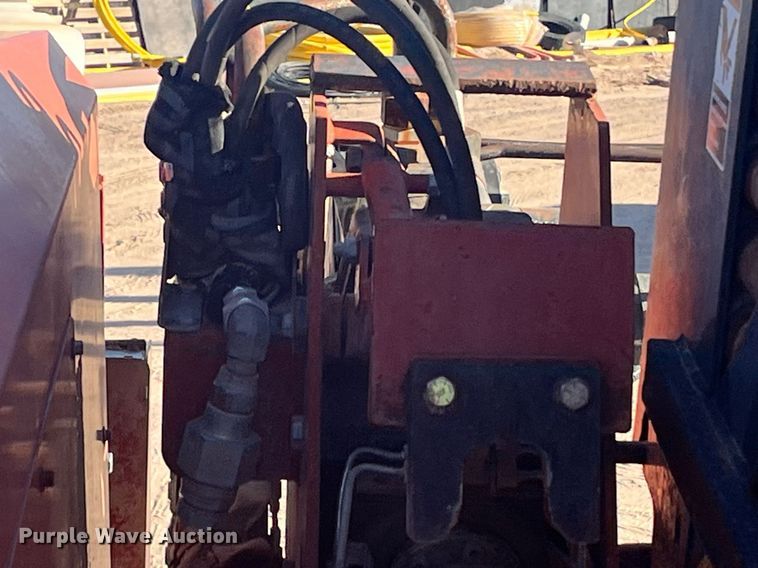 image for item EI0550 1999 Ditch Witch JT1720  directional boring unit