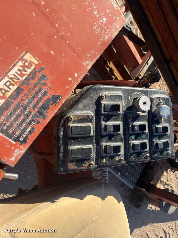 image for item EI0550 1999 Ditch Witch JT1720  directional boring unit