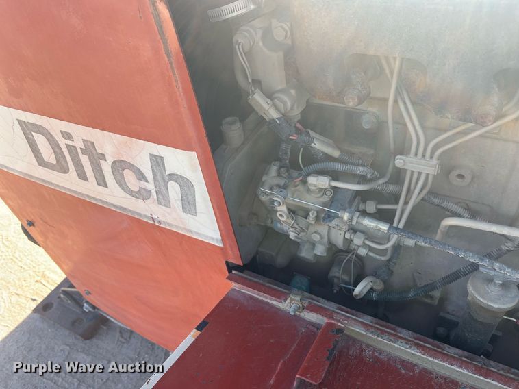 image for item EI0550 1999 Ditch Witch JT1720  directional boring unit