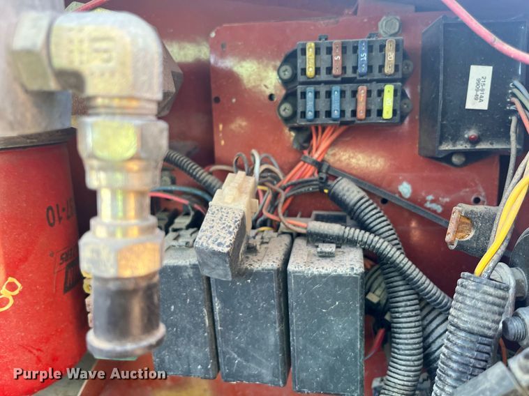 image for item EI0550 1999 Ditch Witch JT1720  directional boring unit