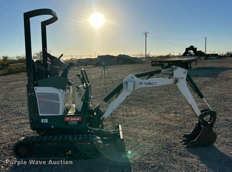 image for item EI0563 2017 Bobcat 418  mini excavator