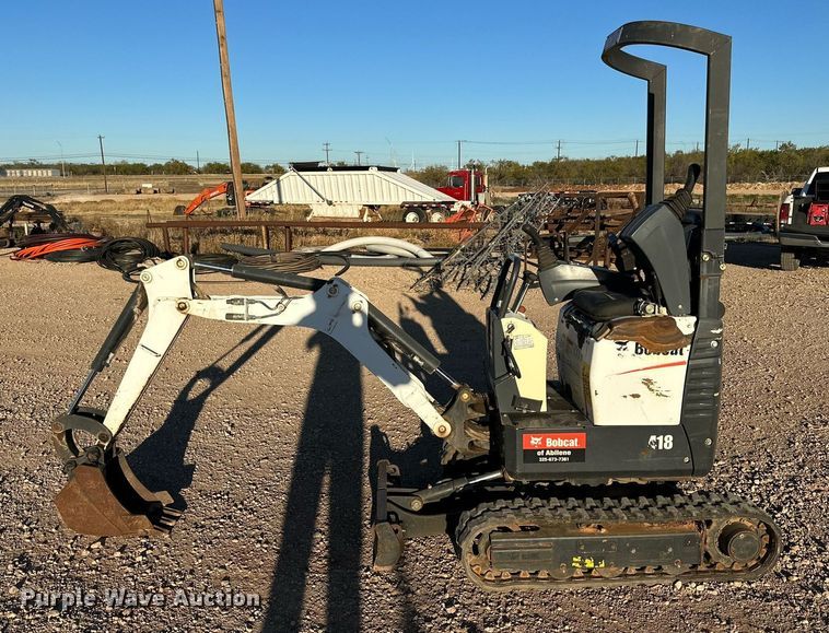 image for item EI0563 2017 Bobcat 418  mini excavator