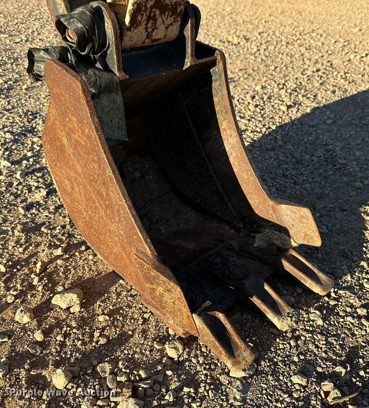 image for item EI0563 2017 Bobcat 418  mini excavator