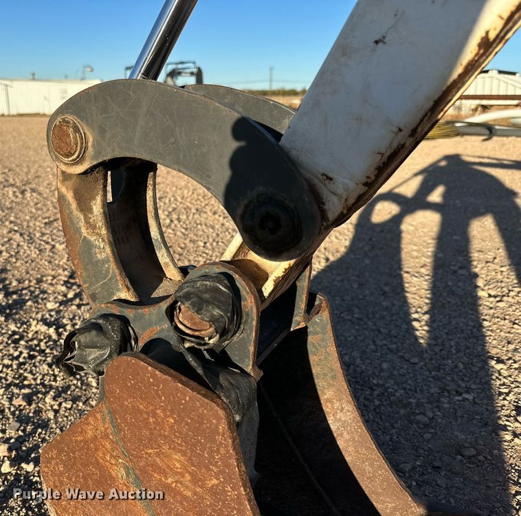 image for item EI0563 2017 Bobcat 418  mini excavator