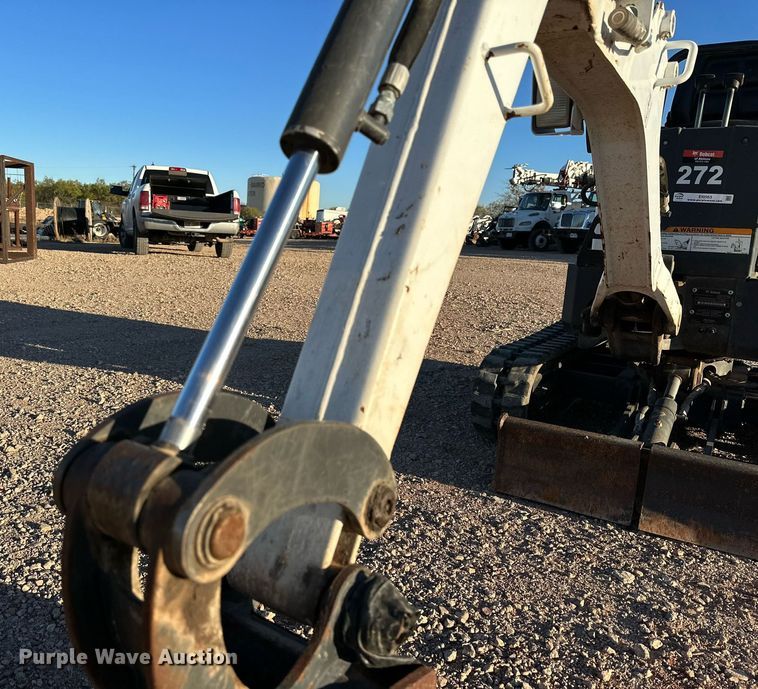 image for item EI0563 2017 Bobcat 418  mini excavator