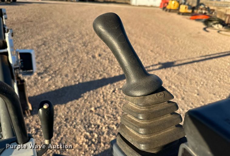 image for item EI0563 2017 Bobcat 418  mini excavator