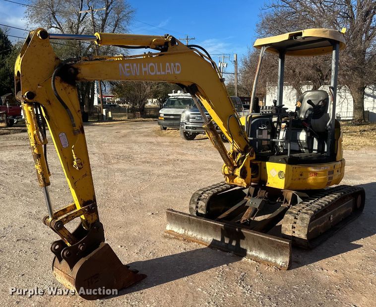 image for item EK9770 2005 New Holland EH35.B  mini excavator