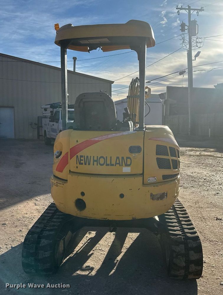 image for item EK9770 2005 New Holland EH35.B  mini excavator