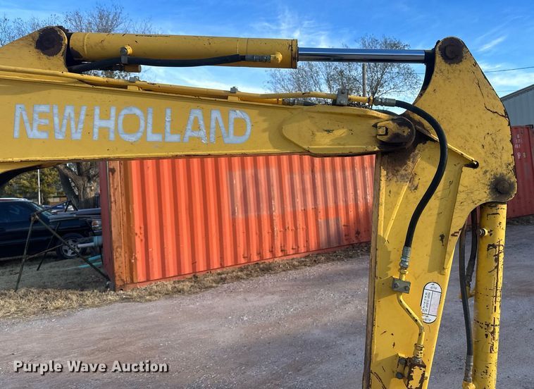 image for item EK9770 2005 New Holland EH35.B  mini excavator
