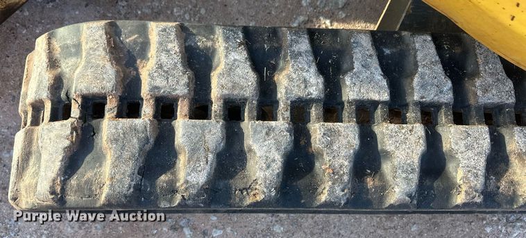 image for item EK9770 2005 New Holland EH35.B  mini excavator