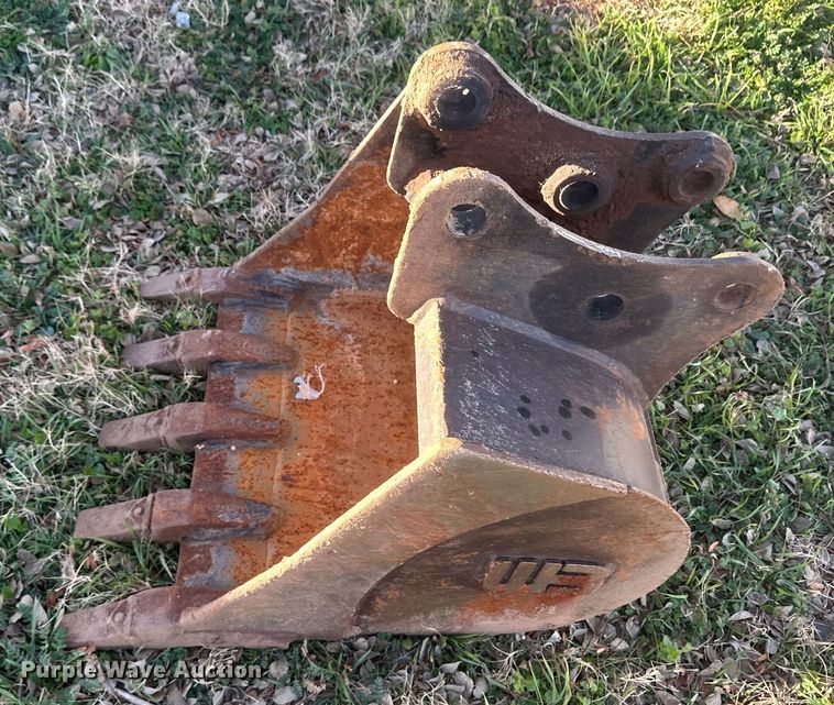 image for item EK9770 2005 New Holland EH35.B  mini excavator