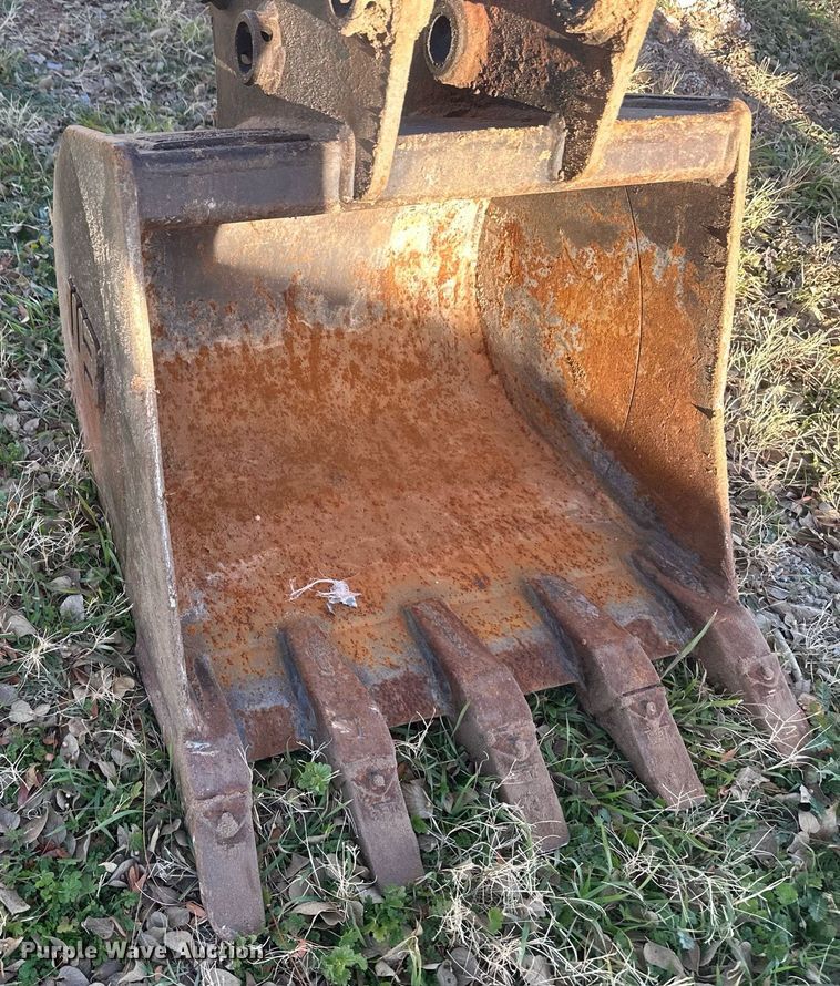 image for item EK9770 2005 New Holland EH35.B  mini excavator