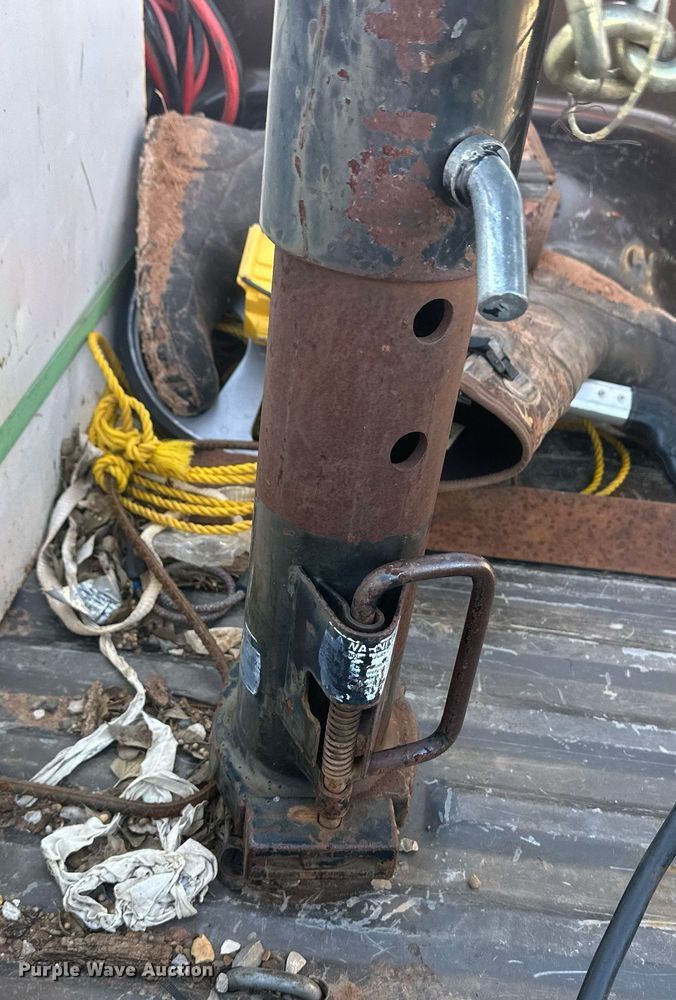 image for item EK9771 2012 Lamar GD14K  dump trailer