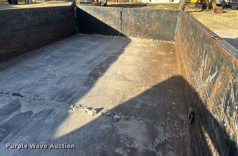 image for item EK9771 2012 Lamar GD14K  dump trailer