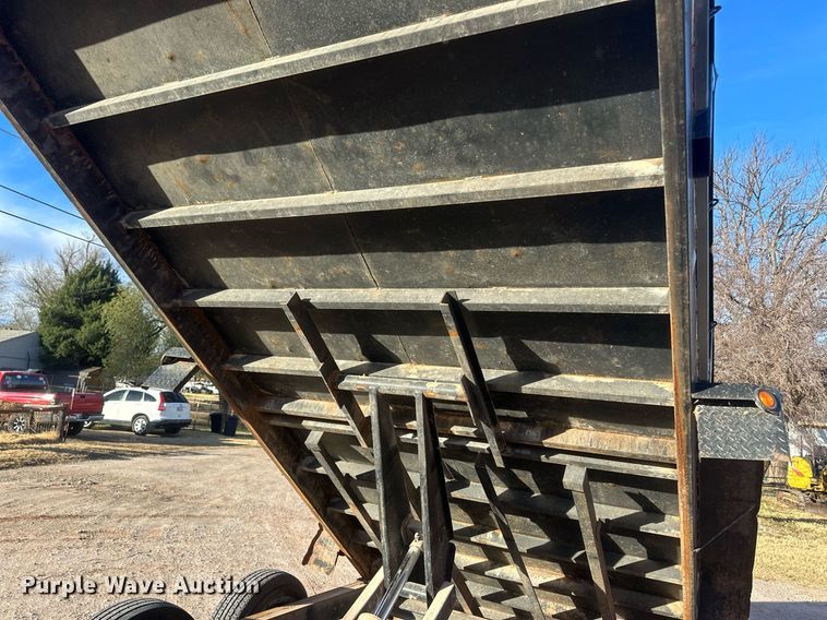 image for item EK9771 2012 Lamar GD14K  dump trailer