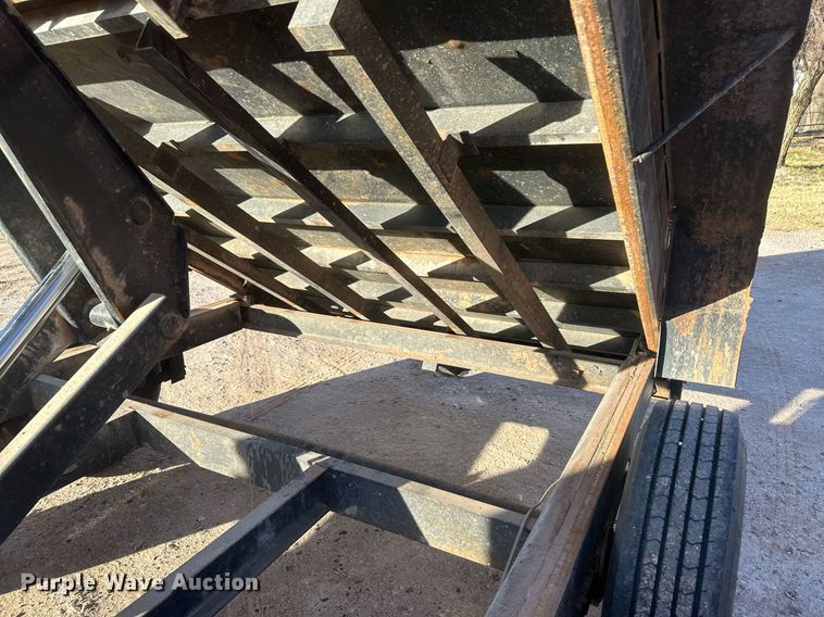 image for item EK9771 2012 Lamar GD14K  dump trailer