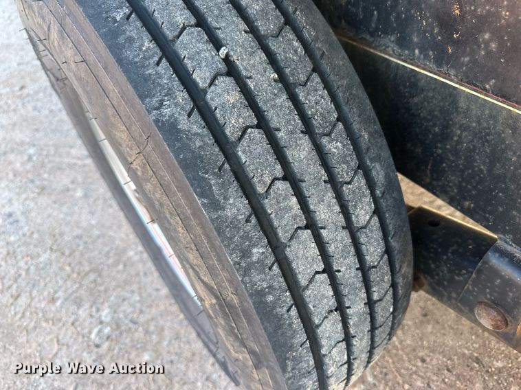 image for item EK9771 2012 Lamar GD14K  dump trailer