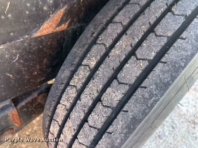 image for item EK9771 2012 Lamar GD14K  dump trailer