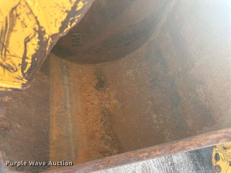 image for item EK9773 2015 Caterpillar 420F  backhoe