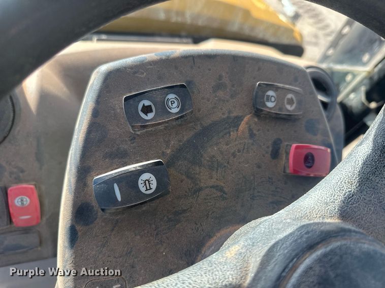 image for item EK9773 2015 Caterpillar 420F  backhoe