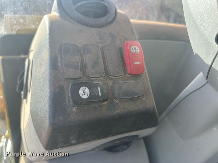 image for item EK9773 2015 Caterpillar 420F  backhoe