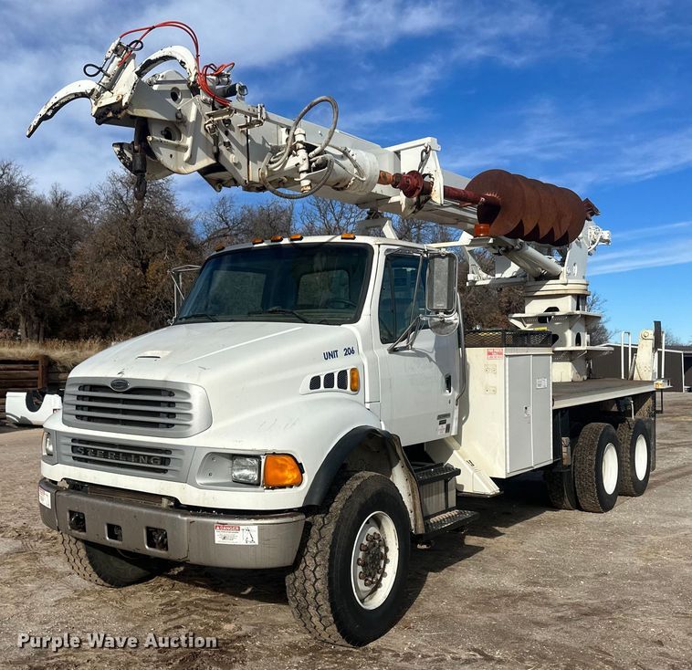 image for item EK9774 2007 Sterling Acterra  digger derrick truck