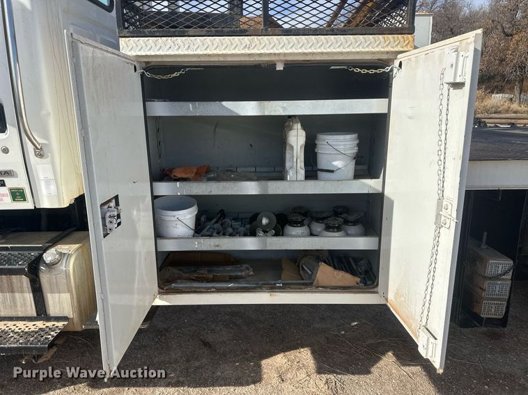 image for item EK9774 2007 Sterling Acterra  digger derrick truck