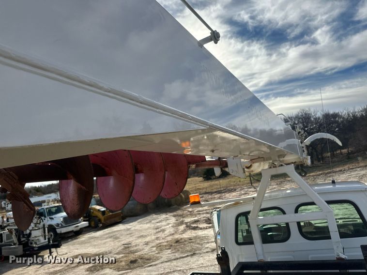 image for item EK9774 2007 Sterling Acterra  digger derrick truck