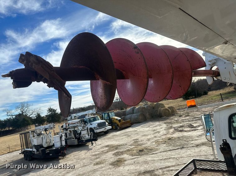 image for item EK9774 2007 Sterling Acterra  digger derrick truck